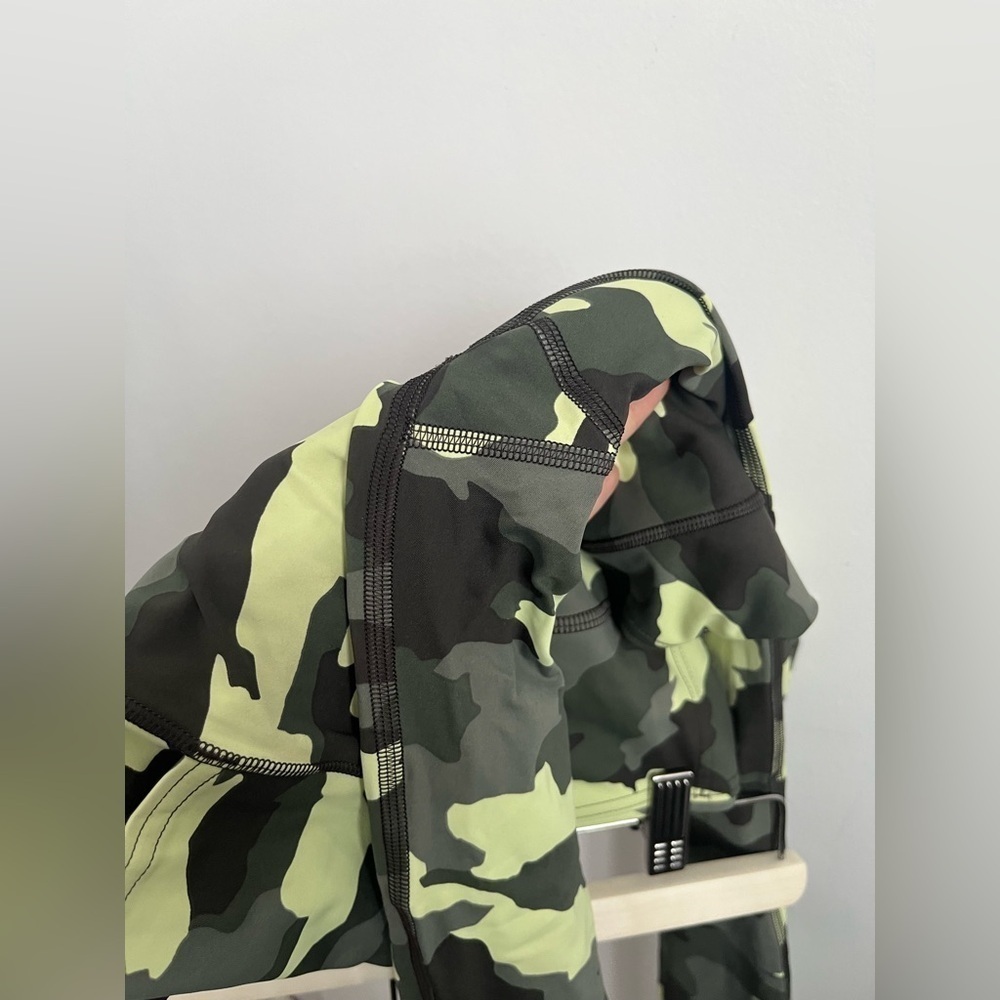 Lululemon Fast and Free Tight 25" Nulux - Heritage 365 Camo Crispin Green - US 4 - Picture 6 of 7